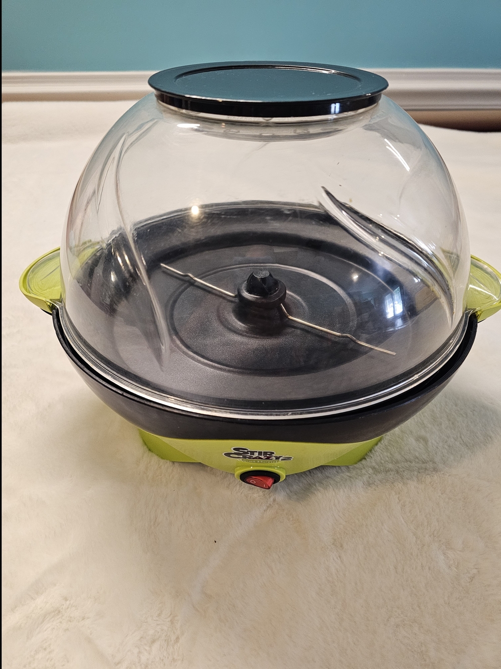 West Bend Stir Crazy 2 Popcorn Maker in Lime Green with Clear Dome